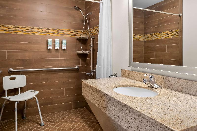 Best Western Newport Inn image