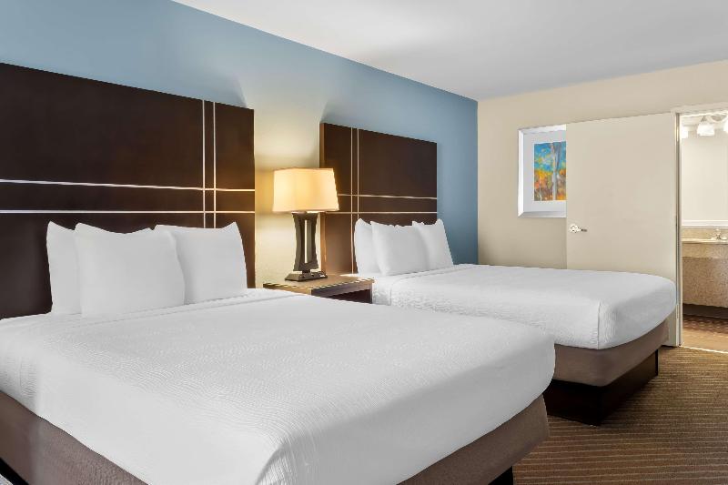 Best Western Newport Inn image