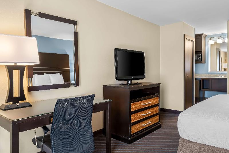 Best Western Newport Inn image