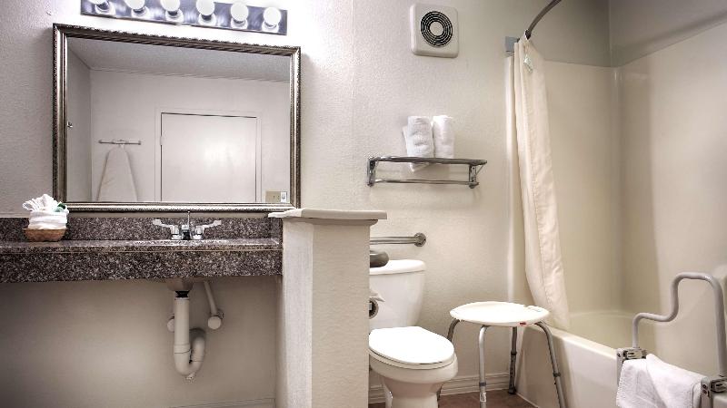 Best Western Palestine Inn image