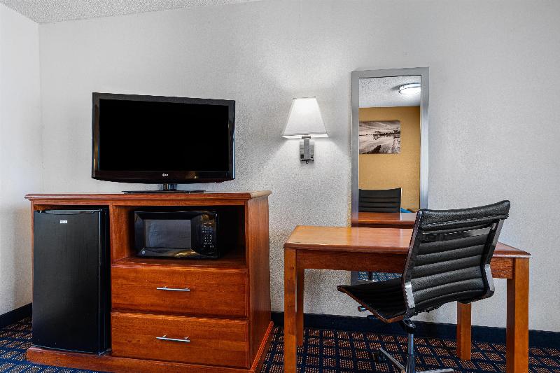Best Western Palestine Inn image