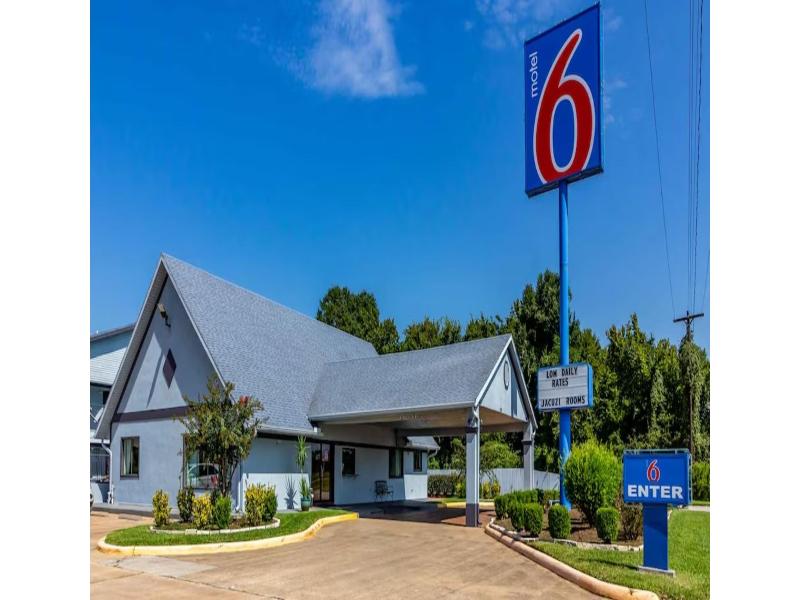 Motel 6 Alvin, Tx image
