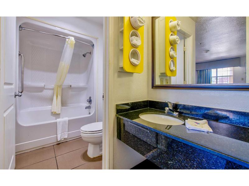 Motel 6 Arlington, TX image