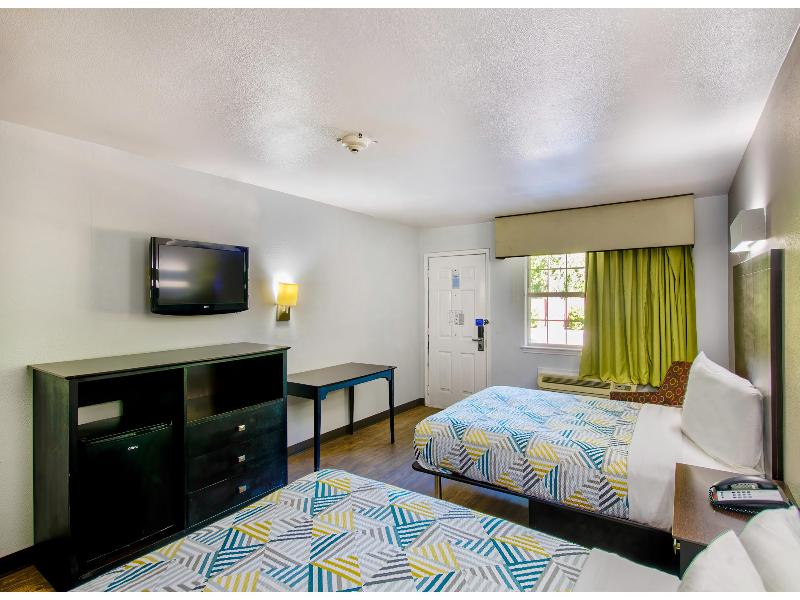 Motel 6 Arlington, TX image