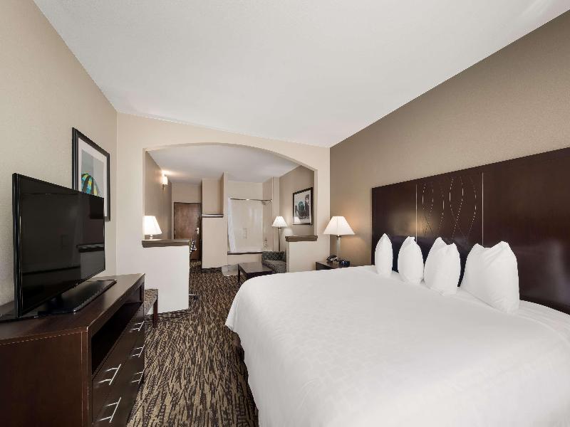 Comfort Suites Plano East – Richardson image