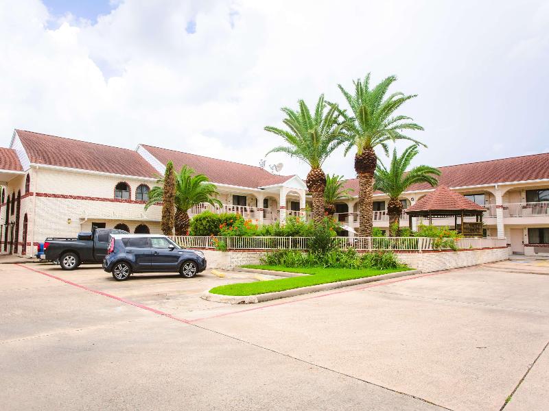 Best Western Pearland Inn image
