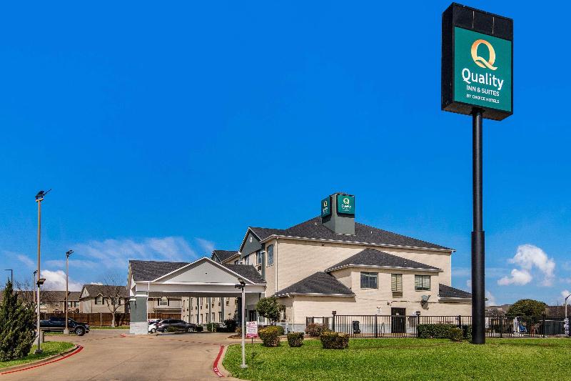 Quality Inn and Suites image