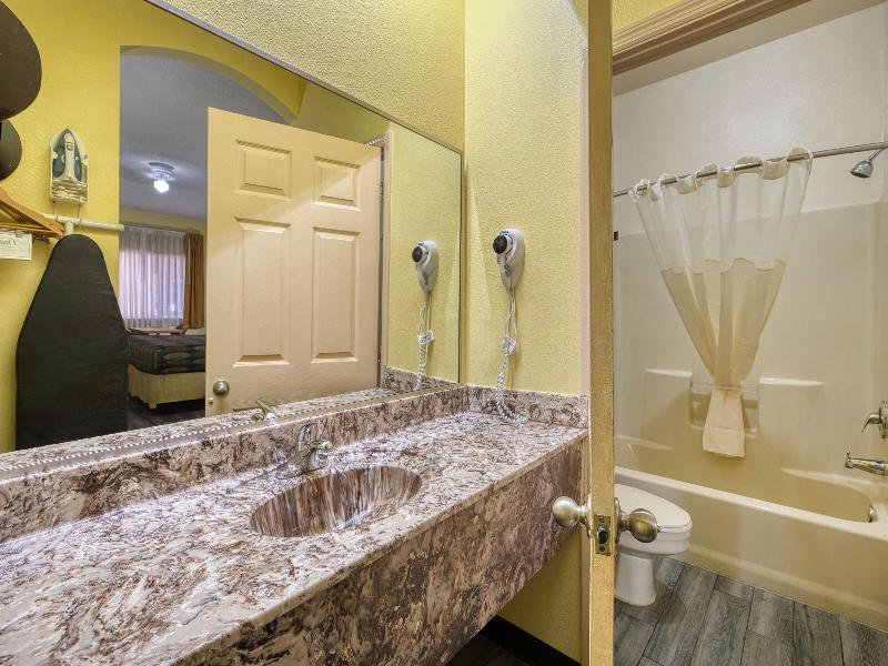 Surestay By Best Western Mission image