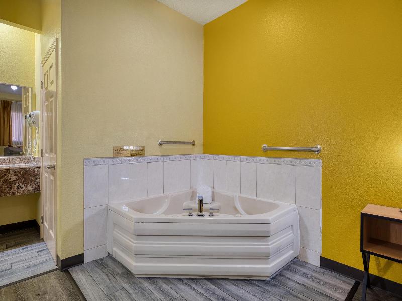 Surestay By Best Western Mission image
