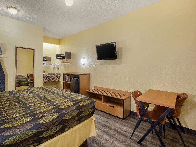 Surestay By Best Western Mission image