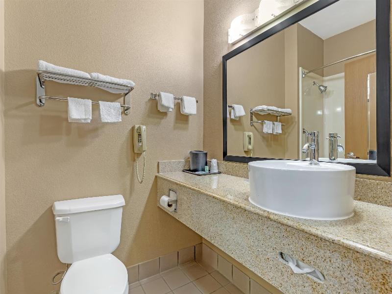 Best Western Northwest Inn image