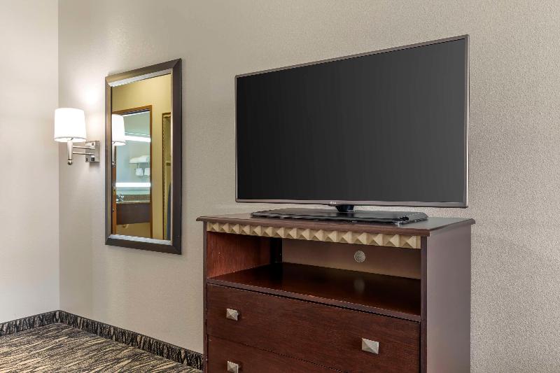 Best Western Plus Lake Worth Inn & Suites image