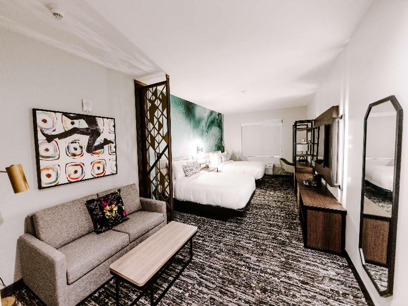 Aiden by Best Western San Antonio Riverwalk image