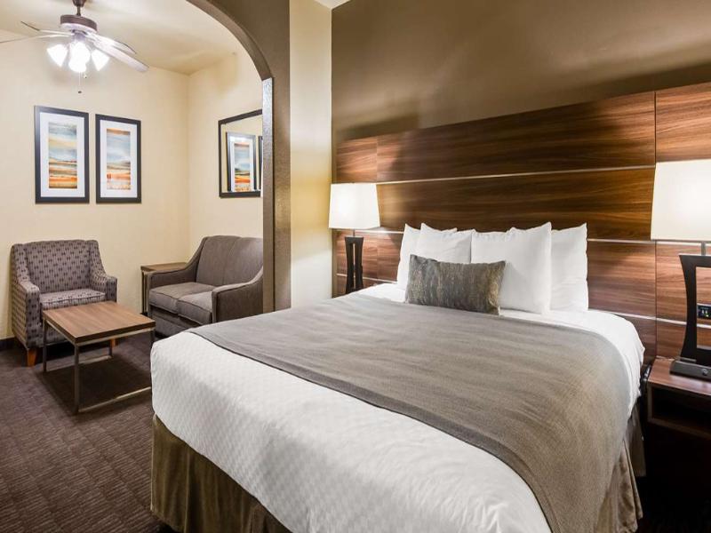 Best Western Plus Hill Country Suites image