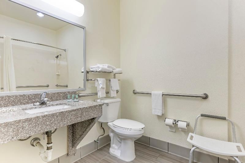 Best Western Fort Worth Inn & Suites image