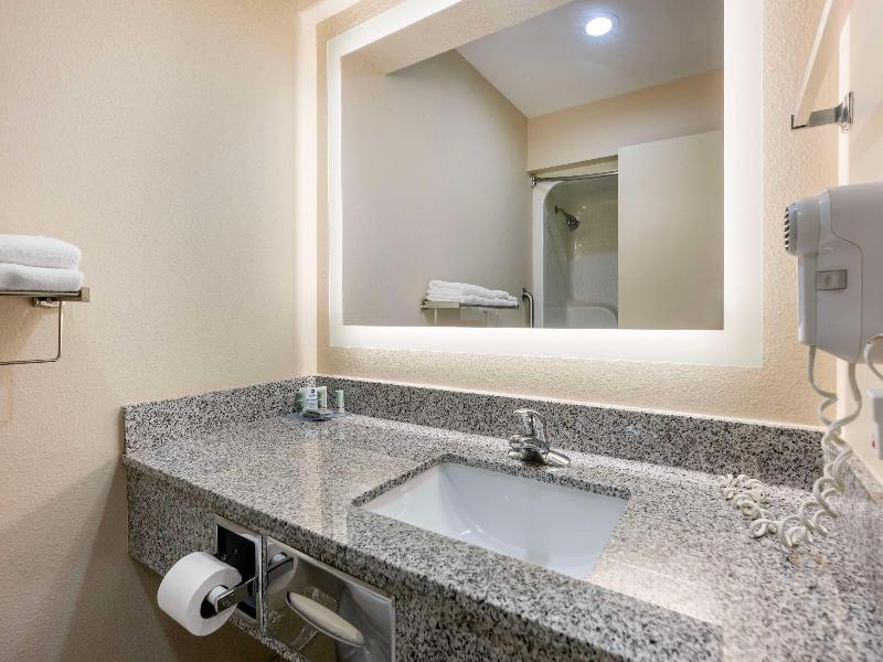 Best Western Post Inn image