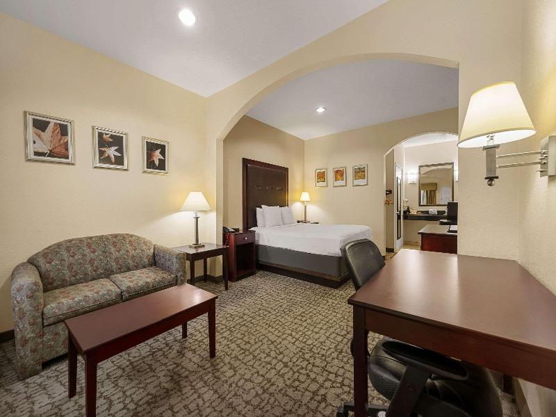 Quality Inn & Suites North Houston image