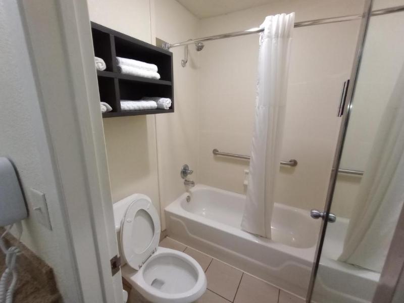 Best Western Garden Inn image
