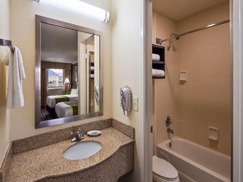 Best Western Garden Inn image