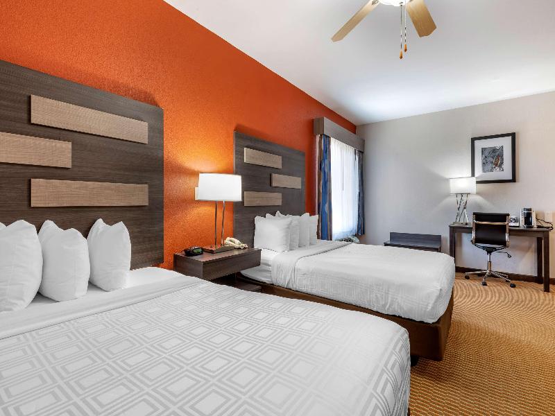 Best Western Palo Duro Canyon Inn & Suites image