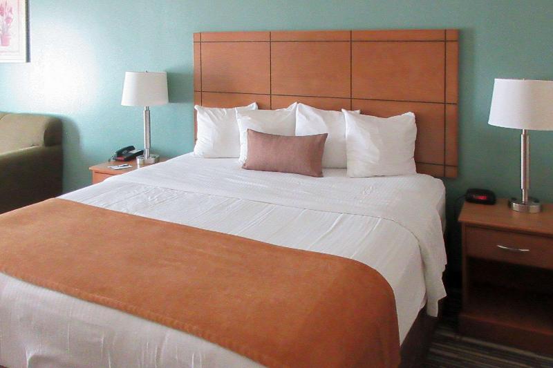 Quality Inn Perryton image