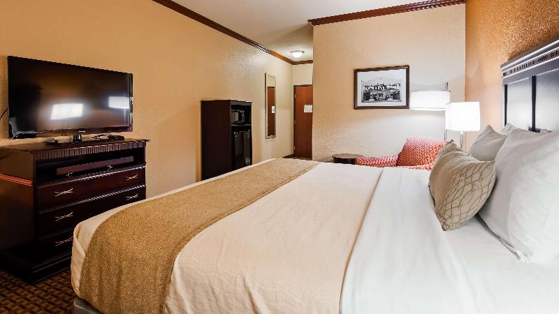 Best Western Granbury Inn & Suites image