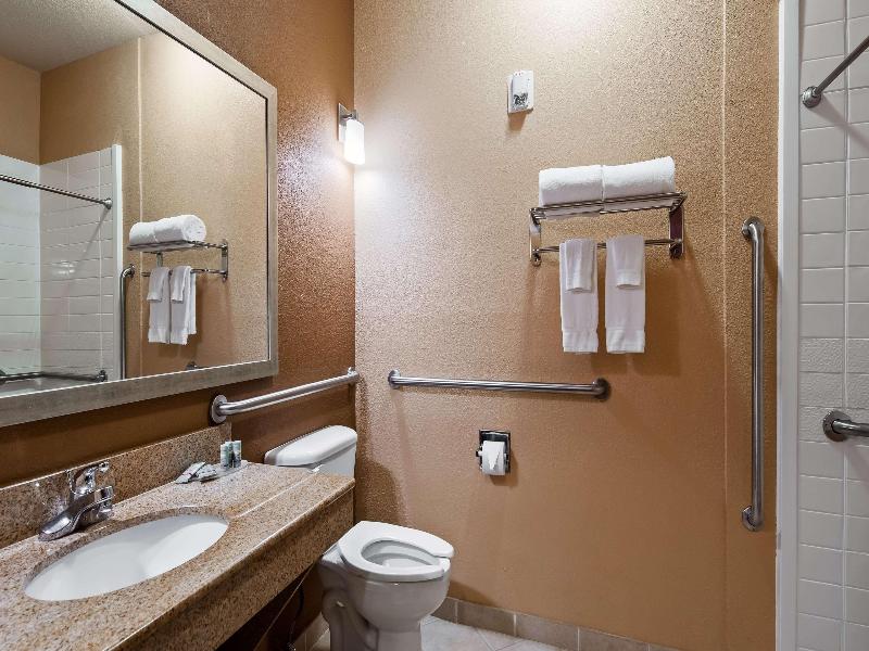 Best Western Granbury Inn & Suites image