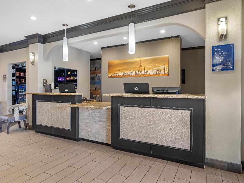 Best Western South Plains Inn & Suites