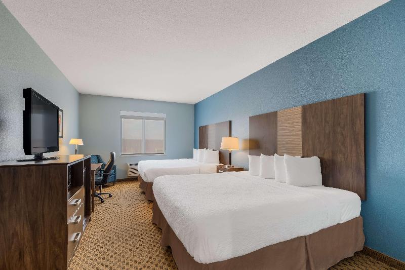 Best Western South Plains Inn & Suites image