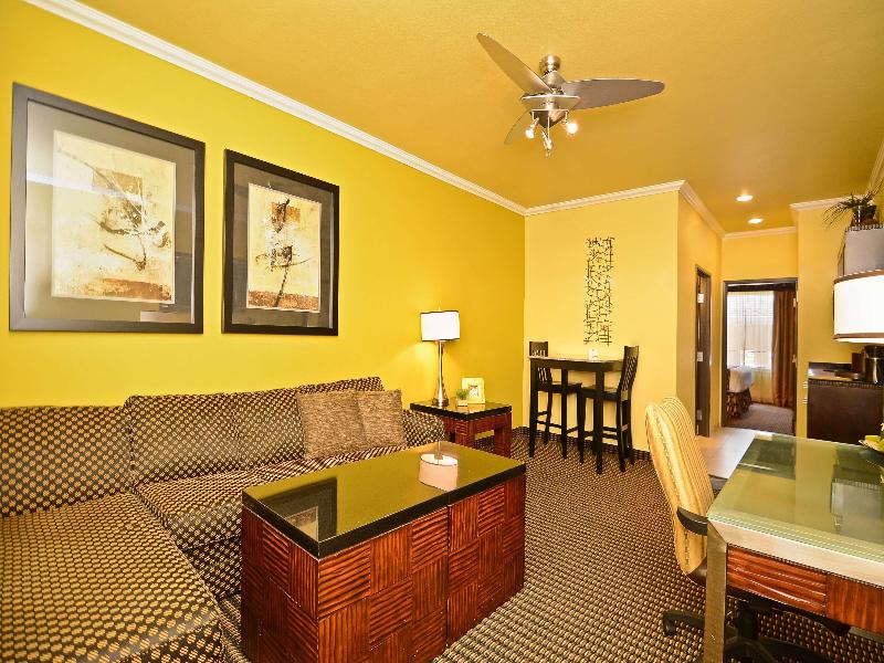 Best Western Plus Christopher Inn & Suites image