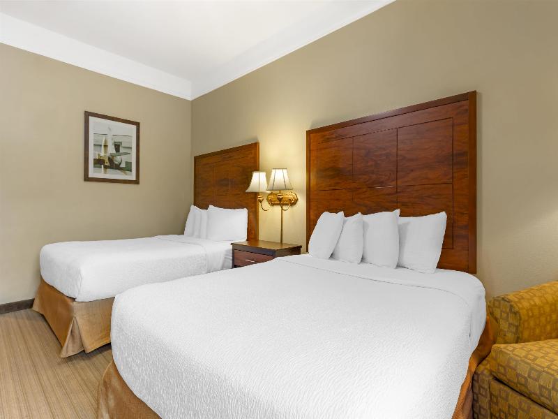 Best Western Plus Monica Royale Inn & Suites image