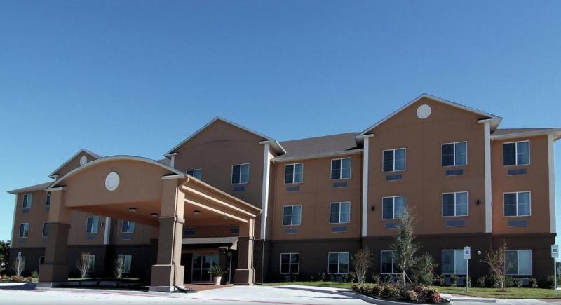 Quality Inn & Suites - Marlin image