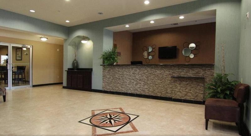 Quality Inn & Suites - Marlin image
