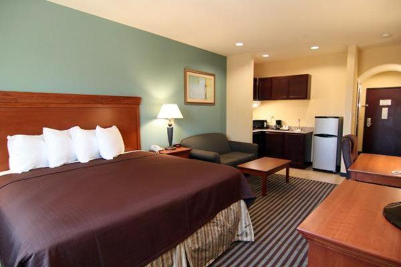 Quality Inn & Suites - Marlin image 10