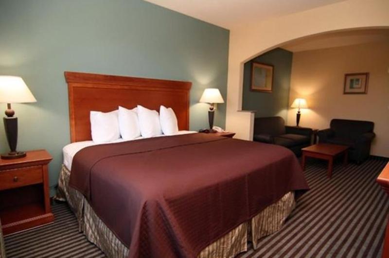 Quality Inn & Suites - Marlin image 7