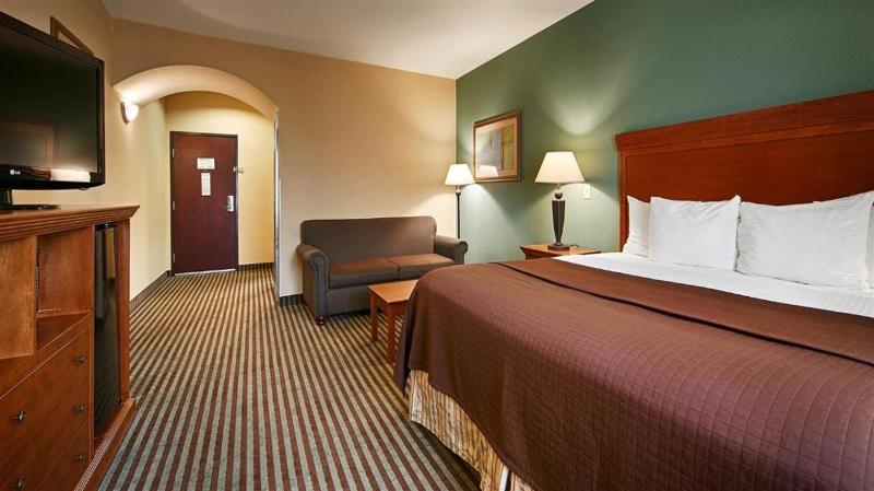 Quality Inn & Suites - Marlin image 6