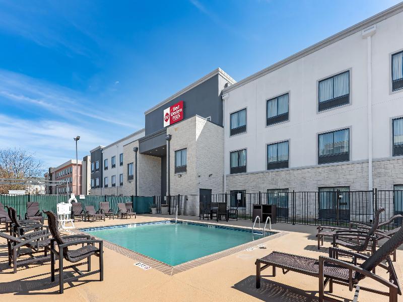 Best Western Plus Austin Airport Inn & Suites image