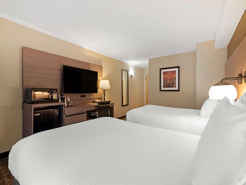 Best Western Plus Windjammer Inn & Conference Cent image