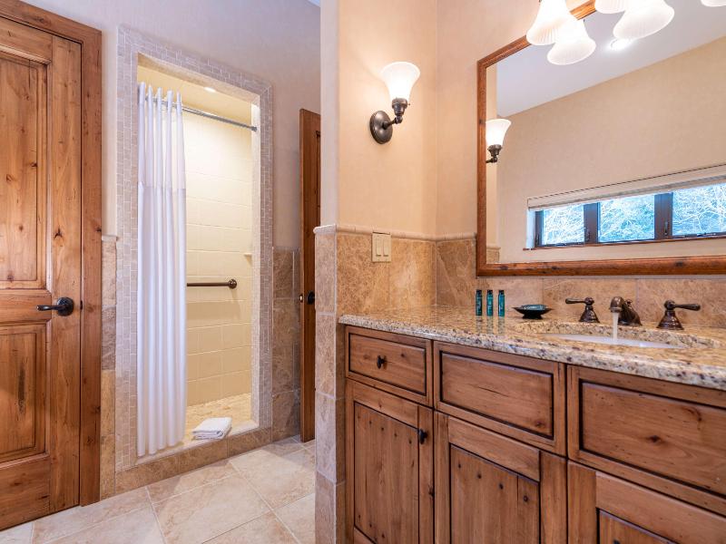 Best Western Plus Waterbury - Stowe image