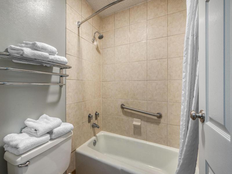 Best Western Fredericksburg image