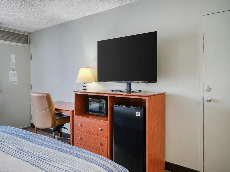 Best Western Fredericksburg image