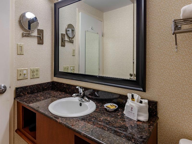 Best Western Plus Inn at Hunt Ridge — photo 92