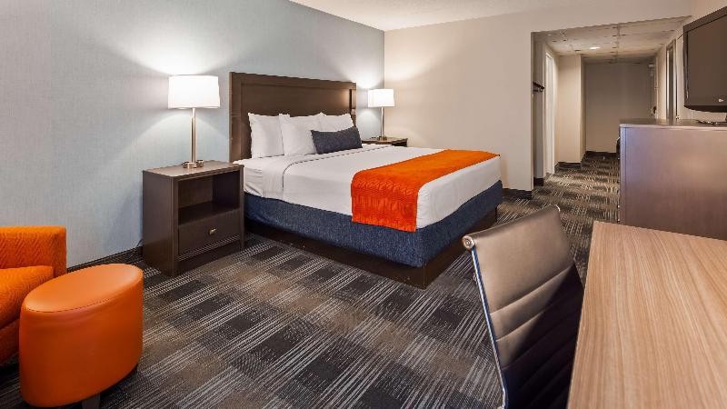 Best Western Plus Mount Vernon/Fort Belvoir image