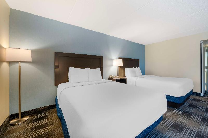 Best Western Plus Mount Vernon/Fort Belvoir image