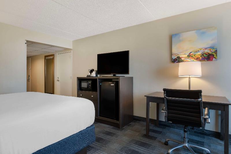 Best Western Plus Mount Vernon/Fort Belvoir image