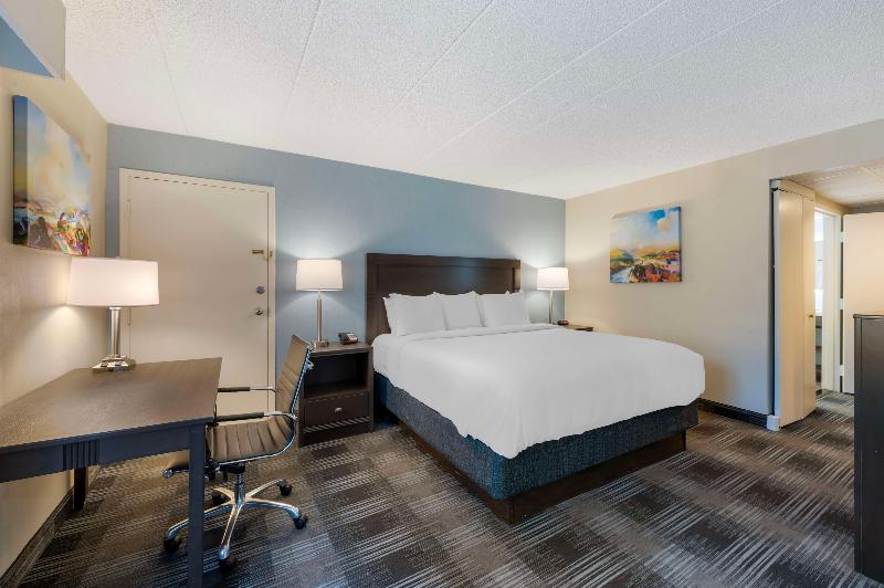 Best Western Plus Mount Vernon/Fort Belvoir image