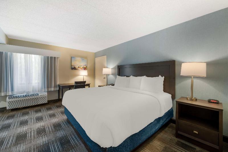 Best Western Plus Mount Vernon/Fort Belvoir image