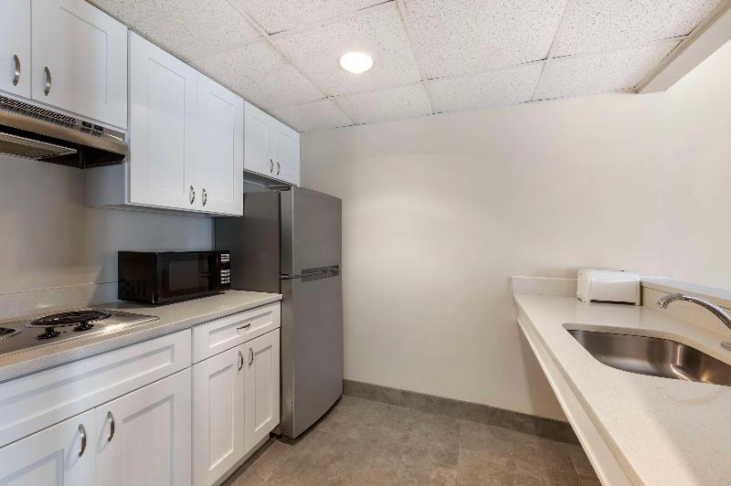 Best Western Plus Mount Vernon/Fort Belvoir image