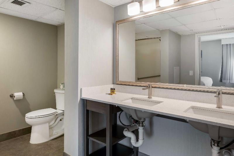 Best Western Plus Mount Vernon/Fort Belvoir image
