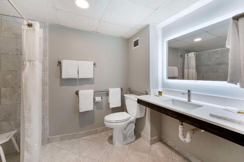 Best Western Plus Mount Vernon/Fort Belvoir image